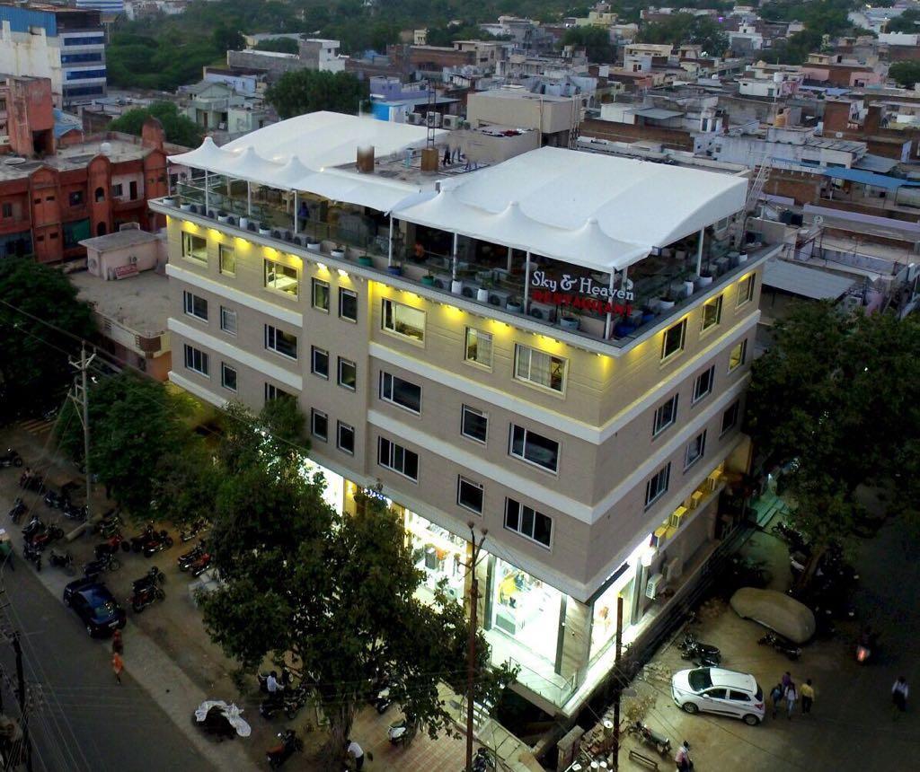 Hotel City Crown Mandsaur Eksteriør bilde