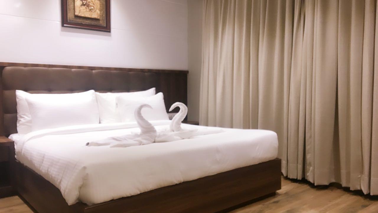 Hotel City Crown Mandsaur Eksteriør bilde